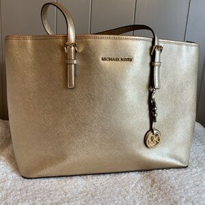 Michael Kors Jet Set Travel Large Saffiano Leather Tote Bag